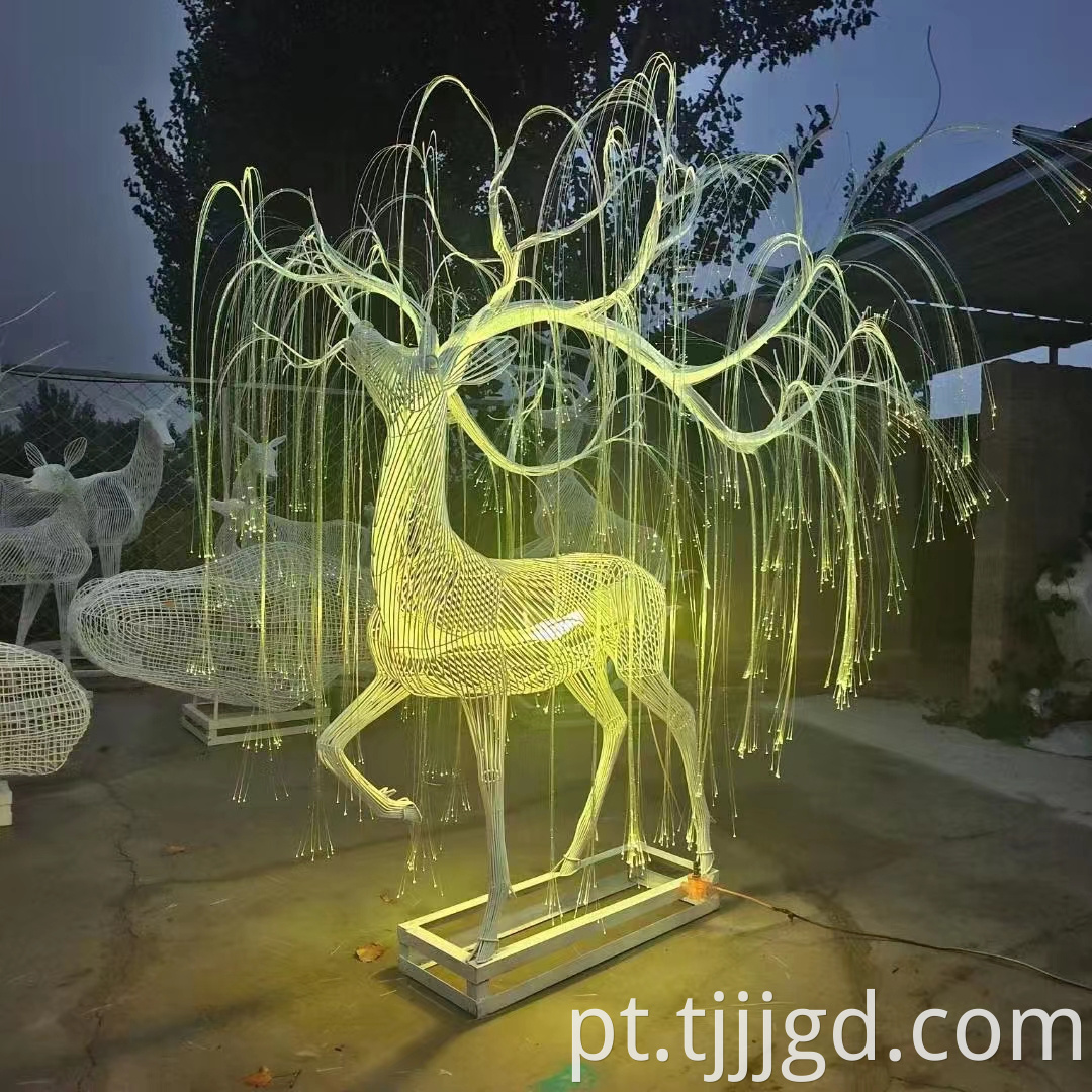 Stainless Steel Sika Deer Lamp